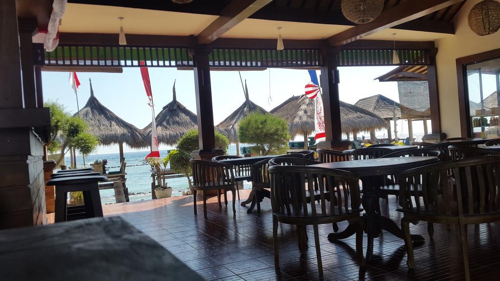 Coral Beach Pizza Cottages Gili Trawangan Exterior photo